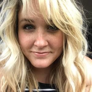 Meet your Posher, Alacia